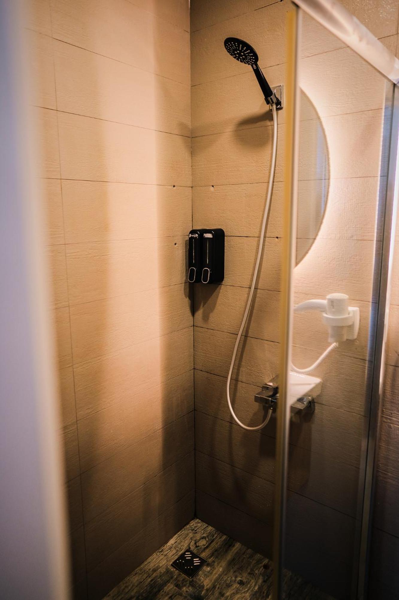 Taksim Santa Lucia Hotel อิสตันบูล ภายนอก รูปภาพ