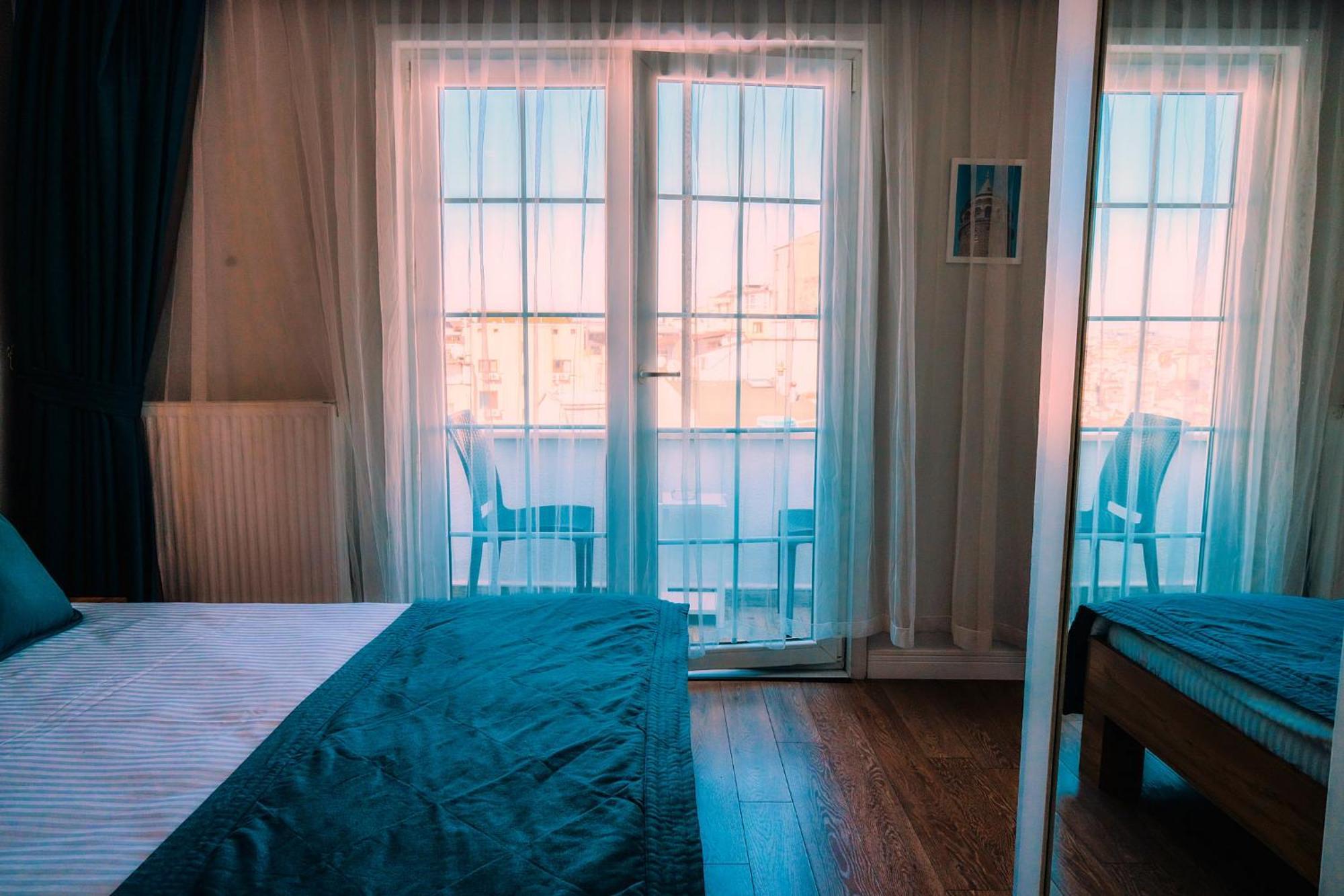Taksim Santa Lucia Hotel อิสตันบูล ภายนอก รูปภาพ